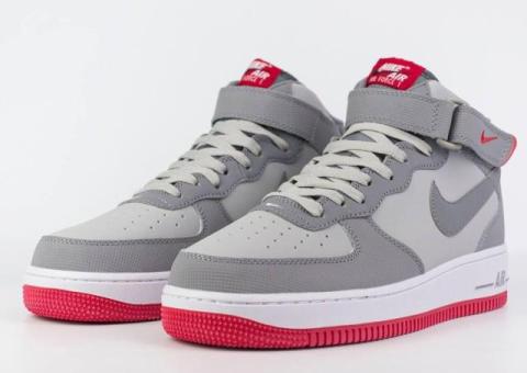 Кроссовки Nike Air Force