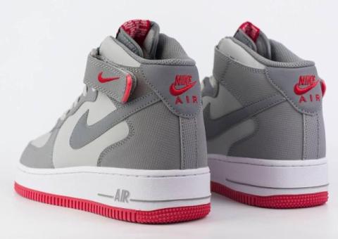 Кроссовки Nike Air Force