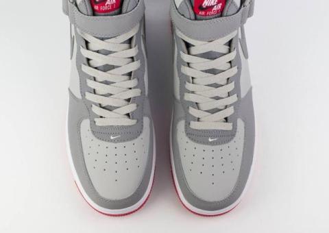 Кроссовки Nike Air Force