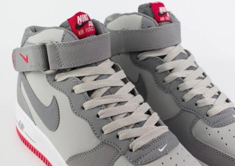 Кроссовки Nike Air Force