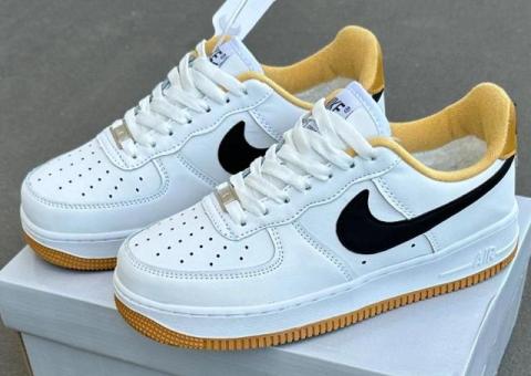 Кроссовки Фирма Nike