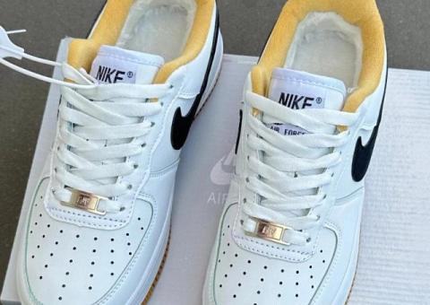 Кроссовки Фирма Nike
