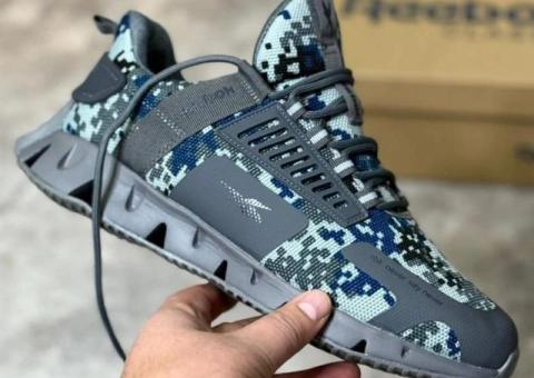 Кроссовки Фирма Reebok