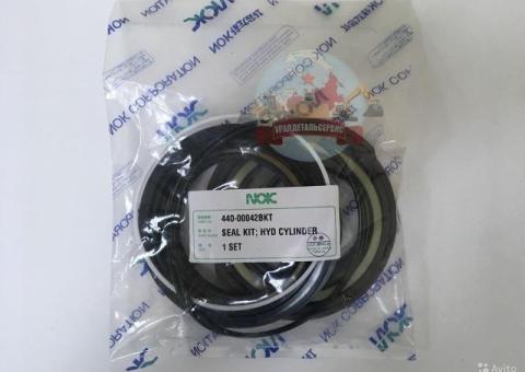 Ремкомплект г/ц стрелы (ковша) Doosan 440-00042BKT (401107-00243A) NOK