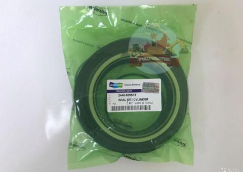 Ремкомплект г/ц стрелы (рукояти) Doosan 2440-9295KT (401107-00272A)