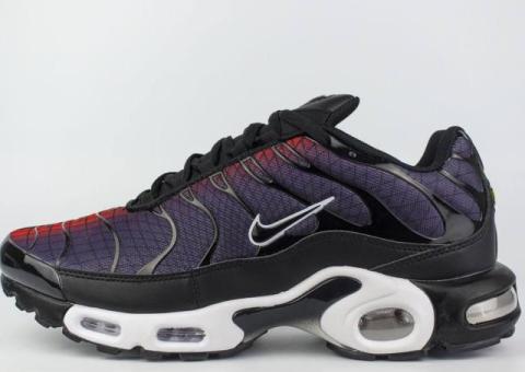 Кроссовки Nike Air Max Plus Tn Black / Red