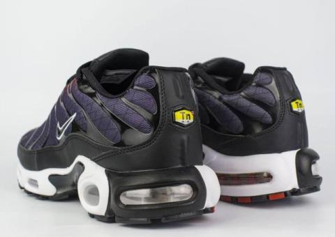 Кроссовки Nike Air Max Plus Tn Black / Red