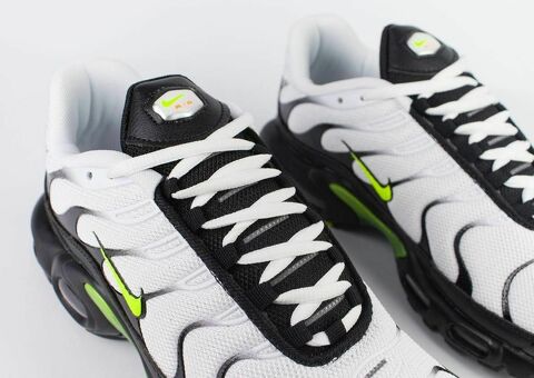 Кроссовки Nike Air Max Plus Tn Wh. / Black / Volt