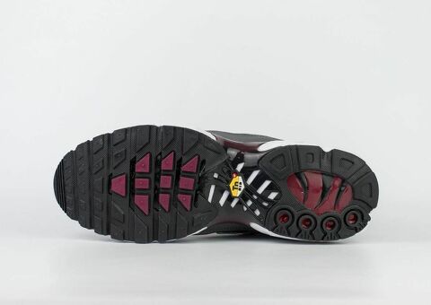 Кроссовки Nike AMPT Red / Grey