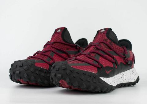 Кроссовки Nike ACG Mountain Fly Low Gtx Red / Black