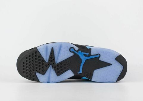 Кроссовки Nike Air Jordan 6 UNC
