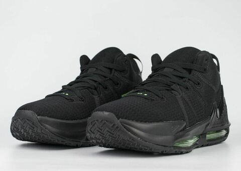 Кроссовки Nike LeBron Witness 7 Black