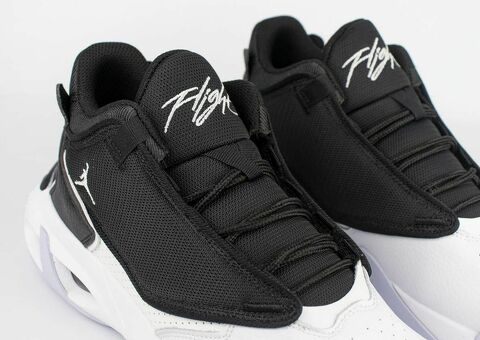 Кроссовки Nike Air Jordan Max Aura 4 Black / White