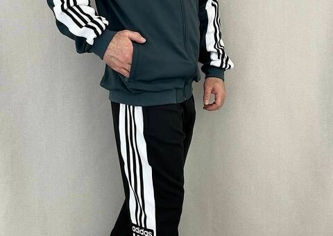 Спортивный костюм Adidas
