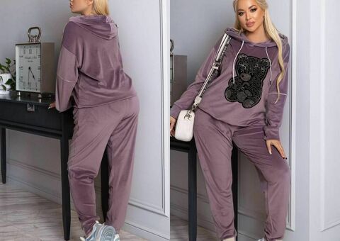 Костюм спортивный