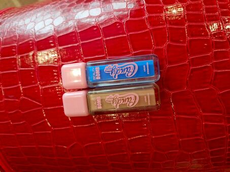Жидкие тени для век Beauty Bomb