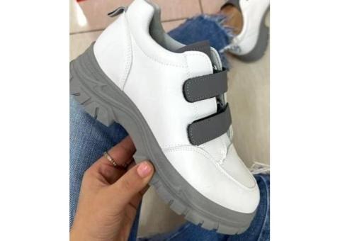 Кроссовки удобные 40