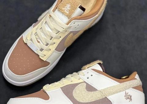 Кроссовки Nike фирменные