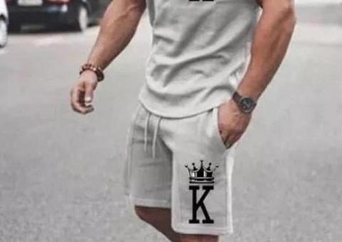 Костюм