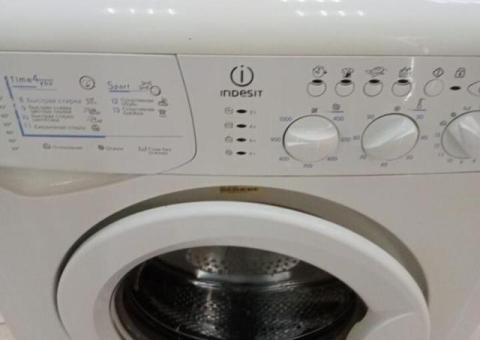 Стиральная машина Indesit wiul 103 (18)