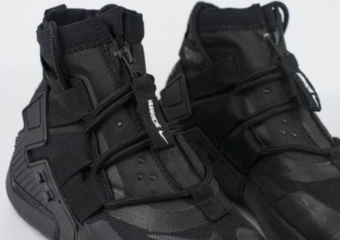 Кроссовки Nike Air Huarache Gripp Triple Black